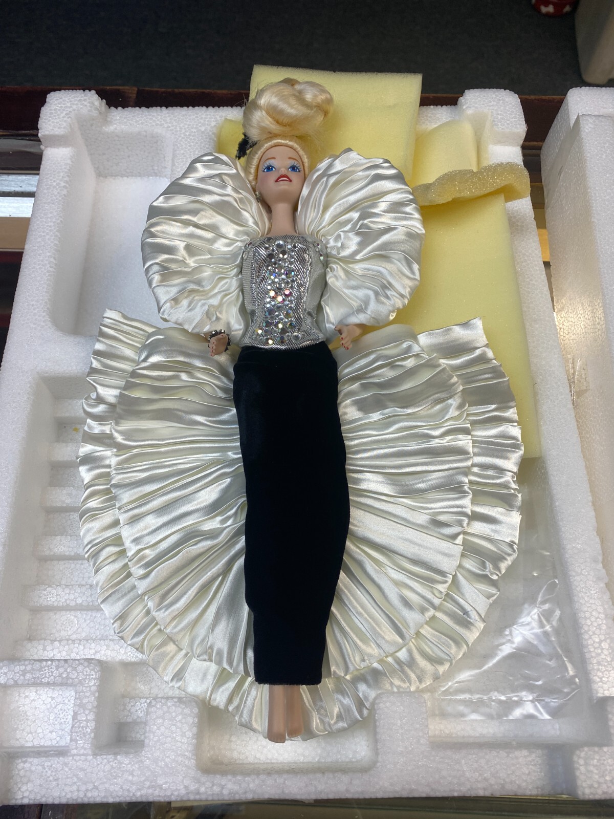1992 Crystal Rhapsody Barbie 1553 Limited Edition in Mattel shipper box NRFB eBay