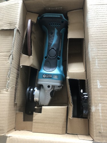 Makita Akku Winkelschleifer 115mm