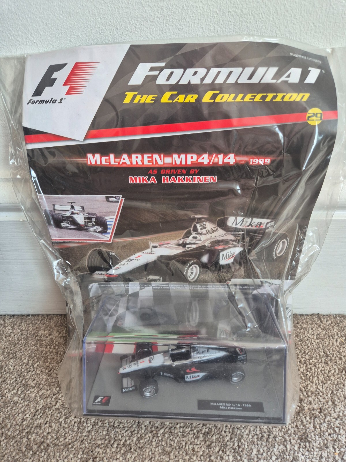 ミニカー McLaren MP4-14 1999 Mika Hakkinen $_57.JPG?set_id=880000500F