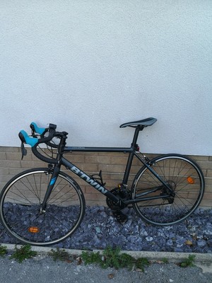 Btwin triban 500 small road bike