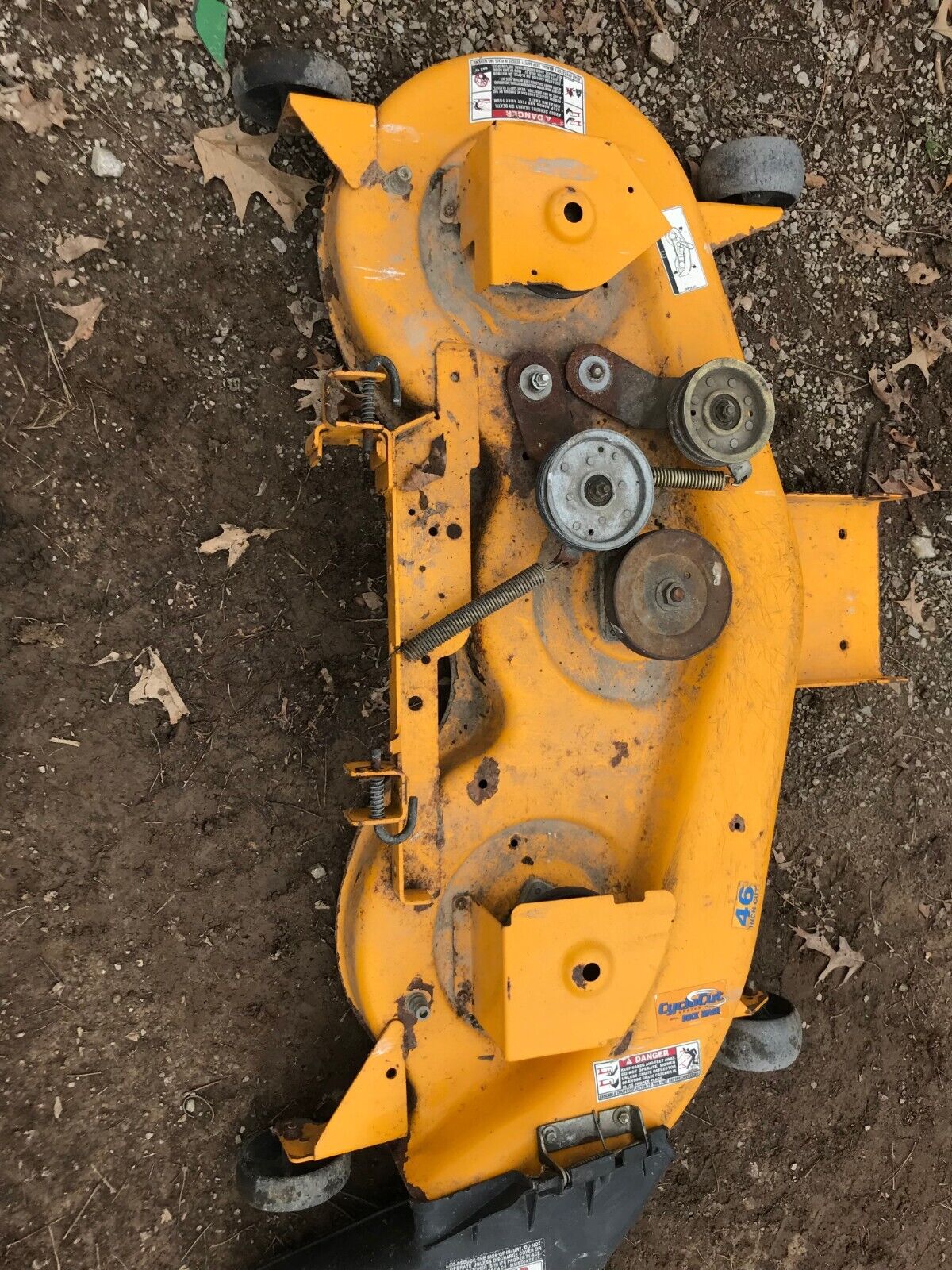 Lt 1045 cub cadet hotsell