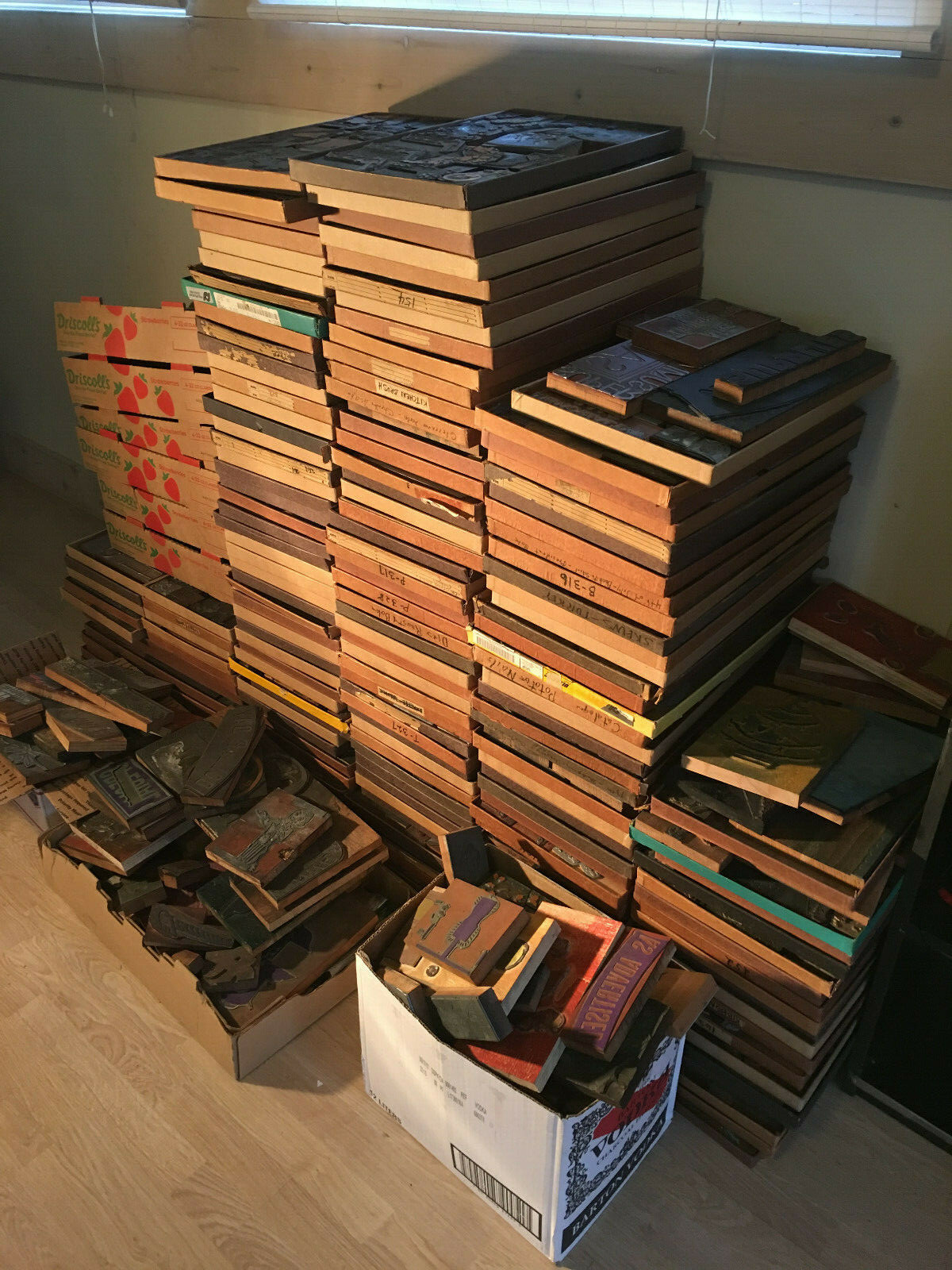 LARGE LOT OF ANTIQUE Wood Letterpress Print Type Block ADVERTISING