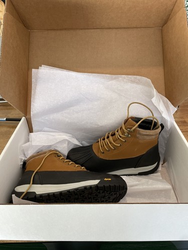 All Weather Vibram Sole Men's Size 10.5 New In Box