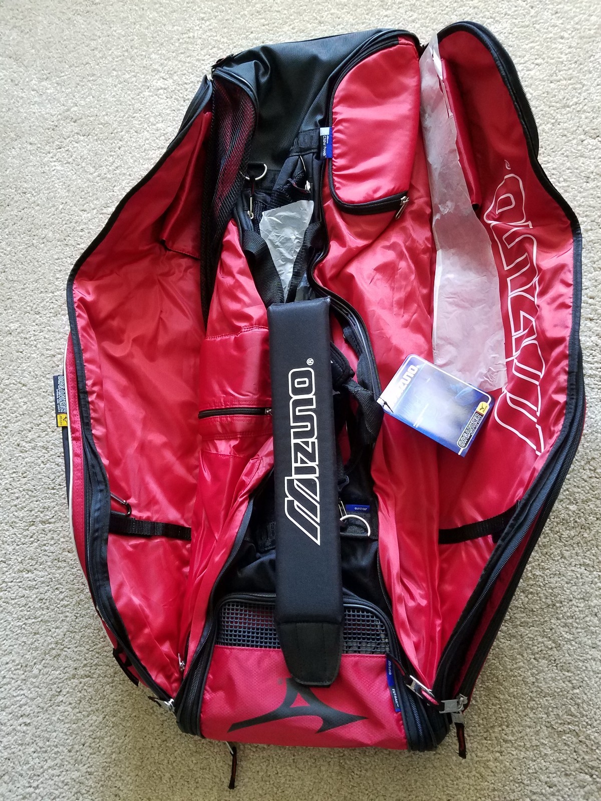 mizuno wheeled baseball bag