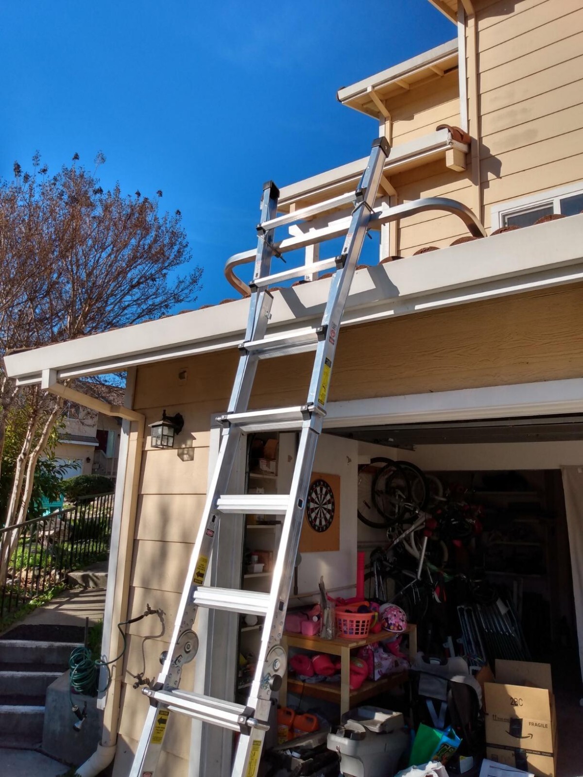 Adjustable Aluminum Ladder Stabilizer LP-2200-00 Works On Mu