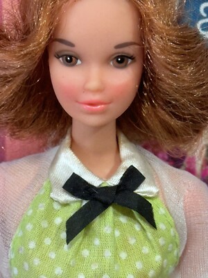 1972 Vintage Quick Curl Kelley In Original Green Gingham Dress #4221 Mattel  