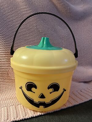 Vintage McDonalds Halloween bucket 1986 orange pumpkin trick or treat pail lid