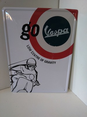 50% Lot B de 8 Plaques métal VESPA Dim.17,5x11,5cm