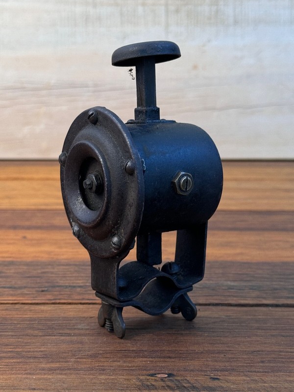 / Motorcycle Klaxon Plunge Horn Harley Davidson Indian