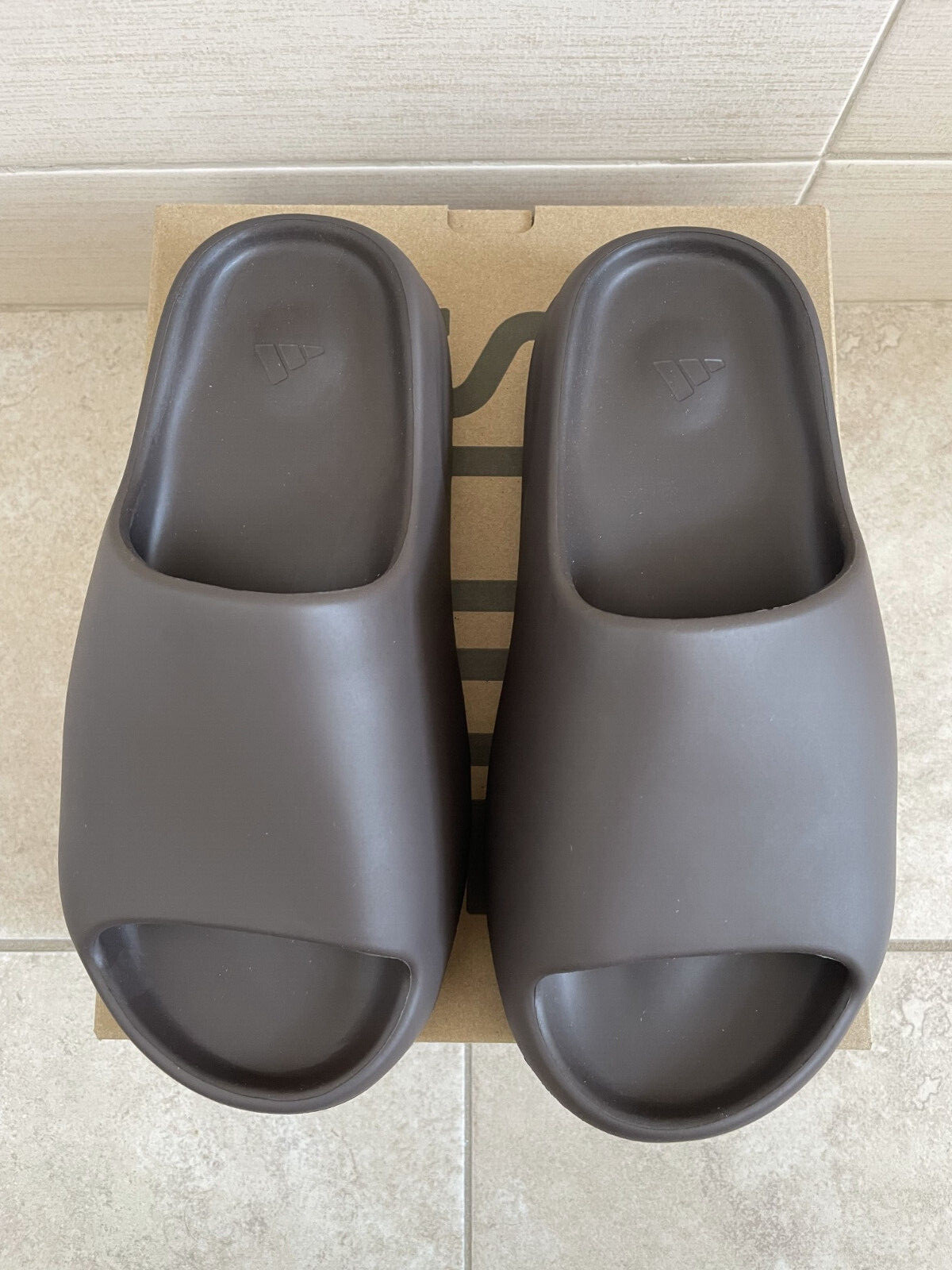 Adidas Yeezy Slide SOOT - GX6141 - Size 7 | eBay Adidas Yeezy Slide SOOT - GX6141 - Size 7 | eBay