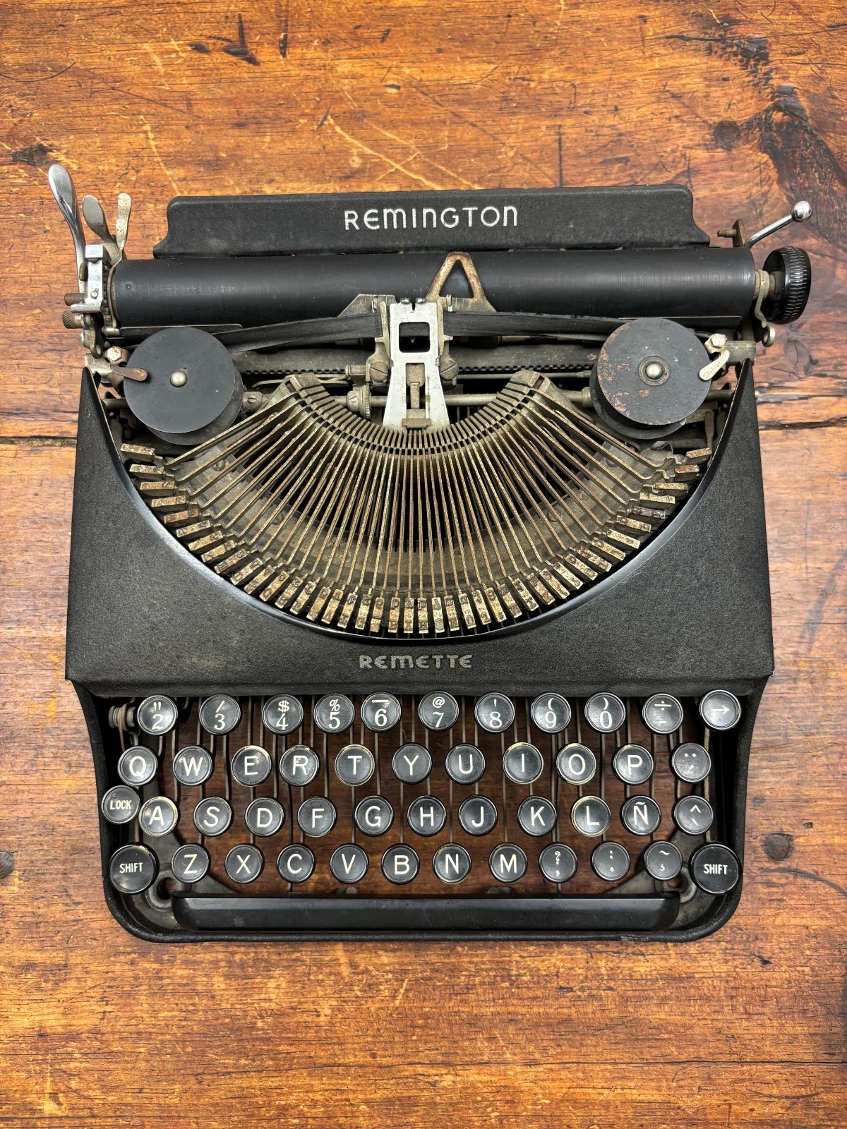 Ｋ Smith Corona Sterling Manual Typewriter Portable Case Green