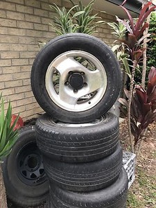 Suzuki vitara rims 16" Greenbank Logan Area Preview