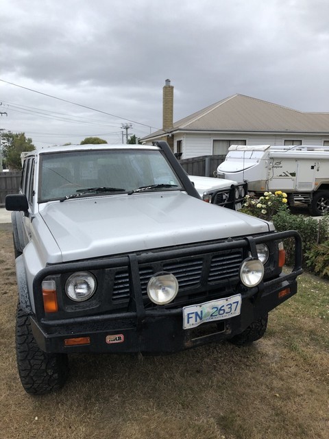 Nissan patrol 89