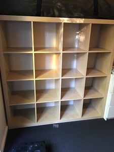crib with shelves