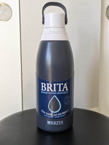 New Brita Premium Filtering Water Bottle  Brand w/Filter and