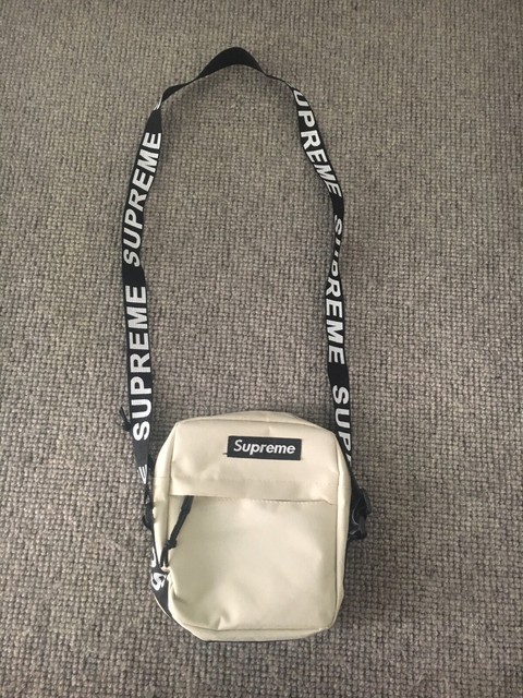 supreme ss18 shoulder bag real vs fake
