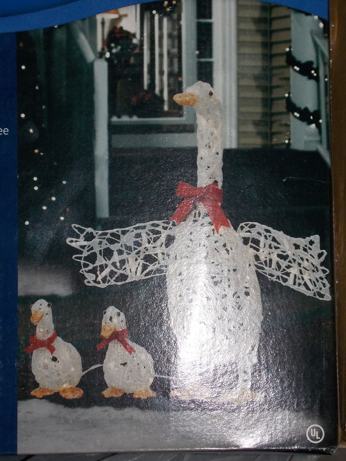 Crystal Frost Duck with Duckling Xmas 100 Lights GE New Holiday Classic