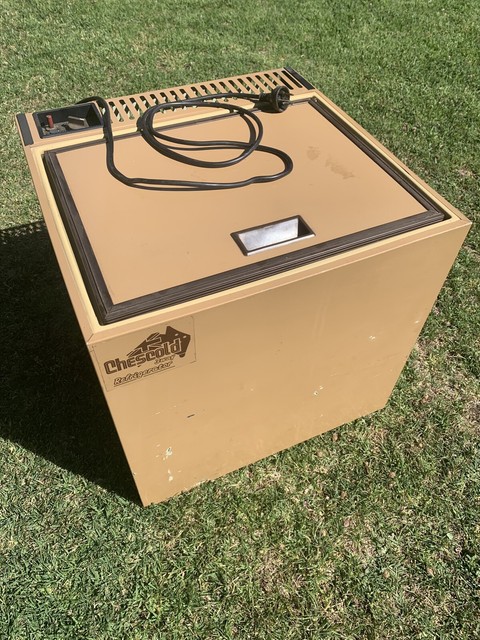 old chescold 3 way fridge