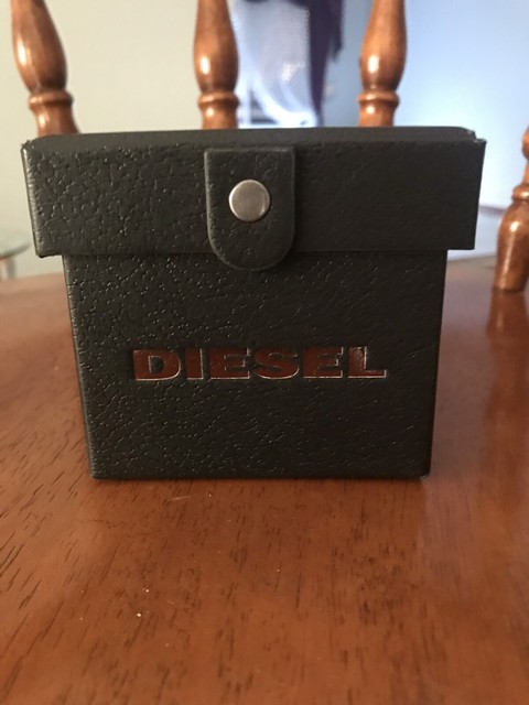 diesel on mega chief hybrid smartwatch dzt1009