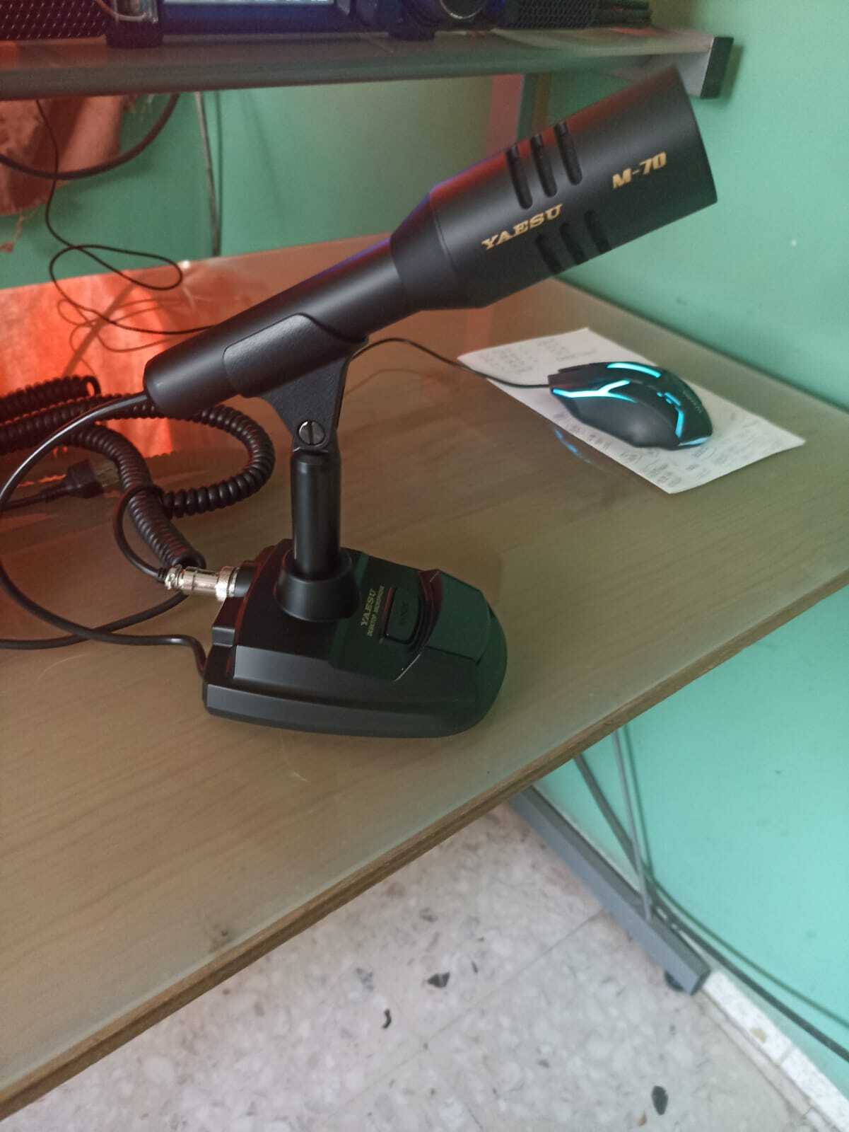 ヤエス　デスクトップマイクロフォン　M-70 美品 M-70 Desktop Microphone | アマチュア無線【八重洲無線】
