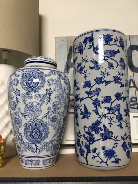 Closing Down Sale Blue White Ceramic Jars Vases Homewares Decor