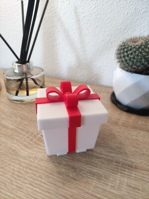 Funny Middle Finger Surprise Box – The Perfect Gift for a Hilarious Reaction!