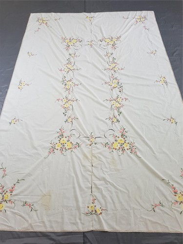 Vintage Traditional Cross Stitch Hand Embroidered Cutwork Tablecloth 258x166cms