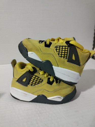 Air Jordan キッズシューズ ブルー×イエロー（19㎝） Air Jordan キッズシューズ ブルー×イエロー（19㎝）一 番 安