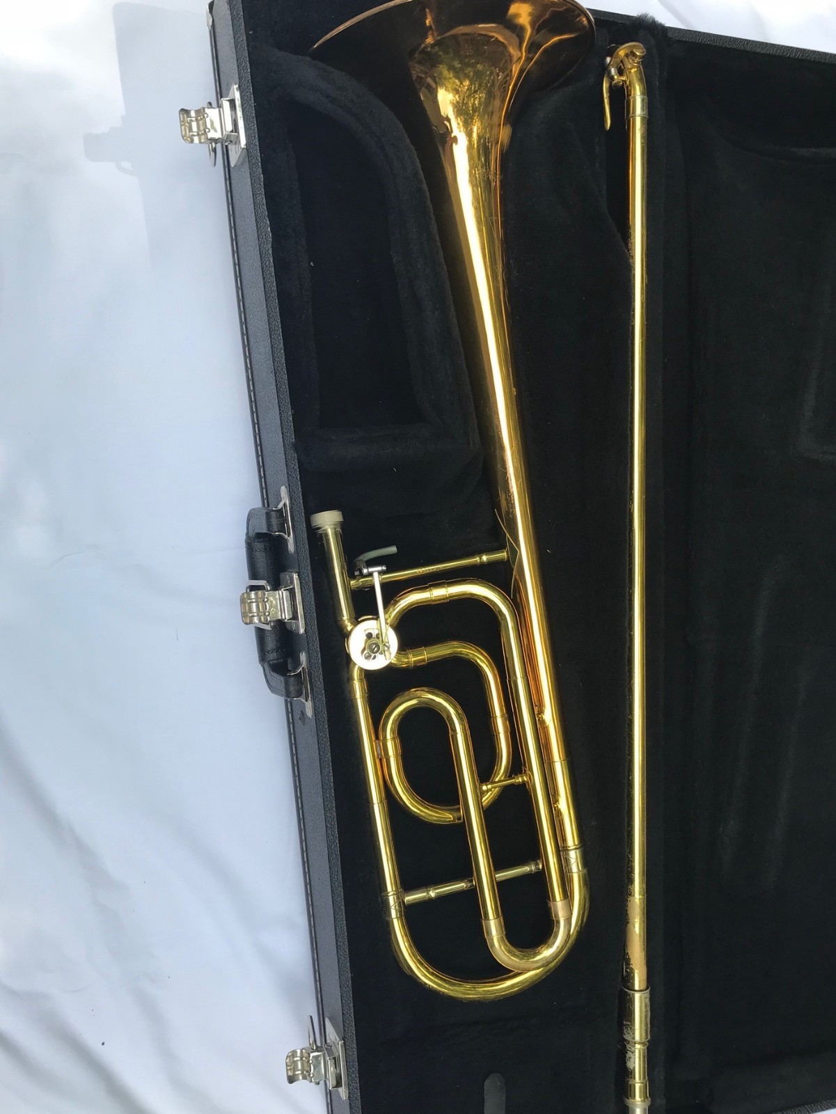Professional Trombone with F Trigger -- Brass -- Excellent Condition.
