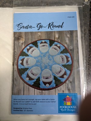 Santa Go Round - table topper pattern & ''Cuddle'' fabric for Santa's beards