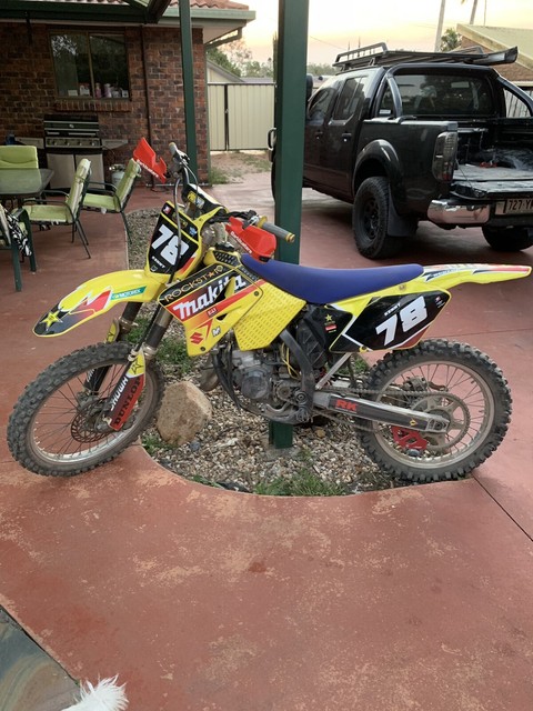Suzuki rmz 125