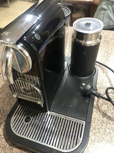 Delonghi Nespresso pod coffee machine | Coffee Machines ...