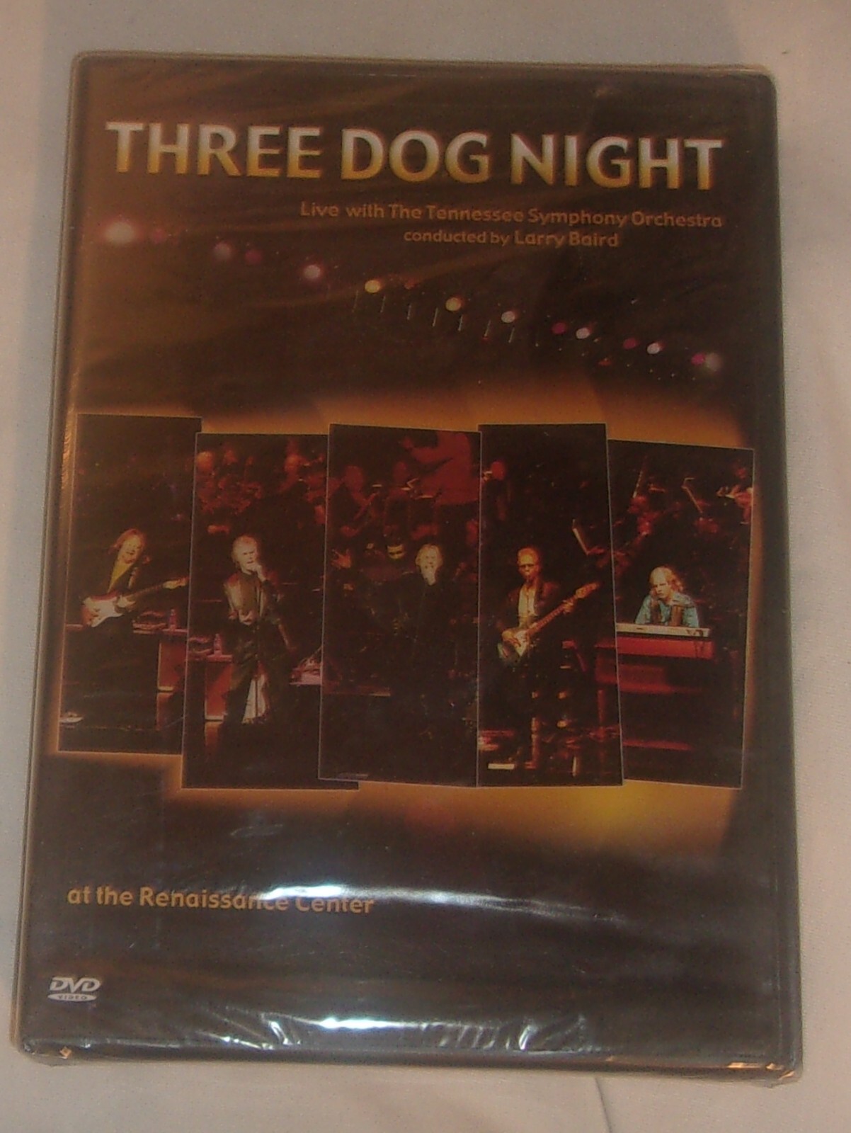 ミュージック DVD Live with The Tennessee Symphony Orchestra  VPBR11522  /00110 THREE DOG NIGHT LIVE WITH THE TENNESSEE SYMPHONY ORCHESTRA