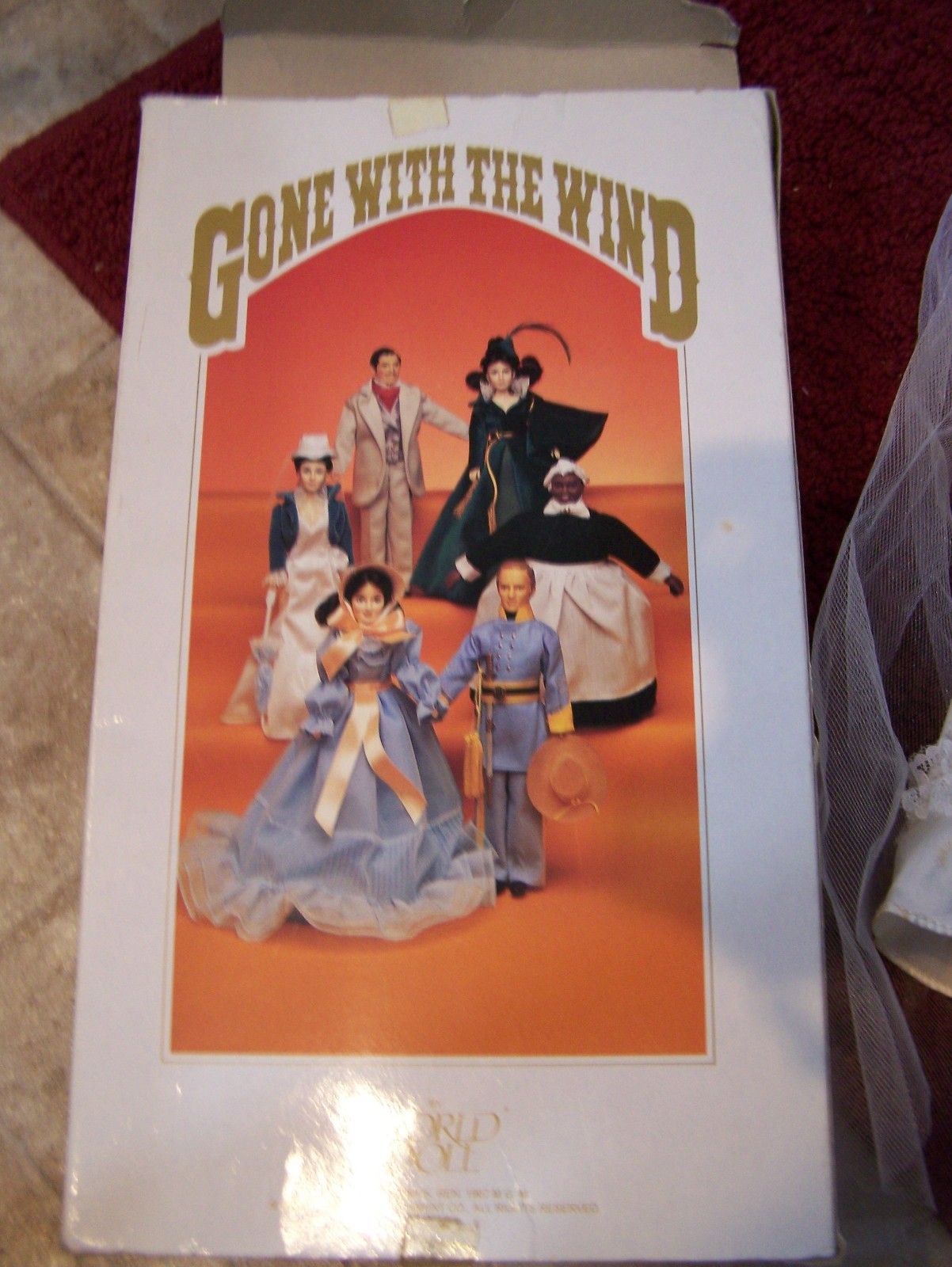 VINTAGE 1989 DOLL WORLD - GONE WITH THE WIND SCARLET #71154 with Box
