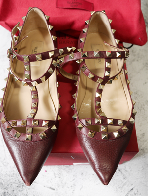 Valentino rockstud caged 2025 leather ballerina flat