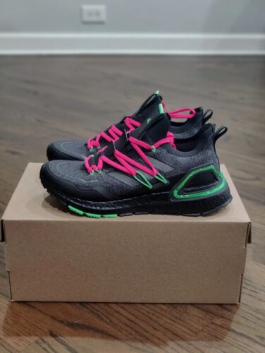 Size 7M/8.5W - adidas UltraBoost 20 Explorer Night Metallic Size 7M/8.5W - adidas UltraBoost 20 Explorer Night Metallic