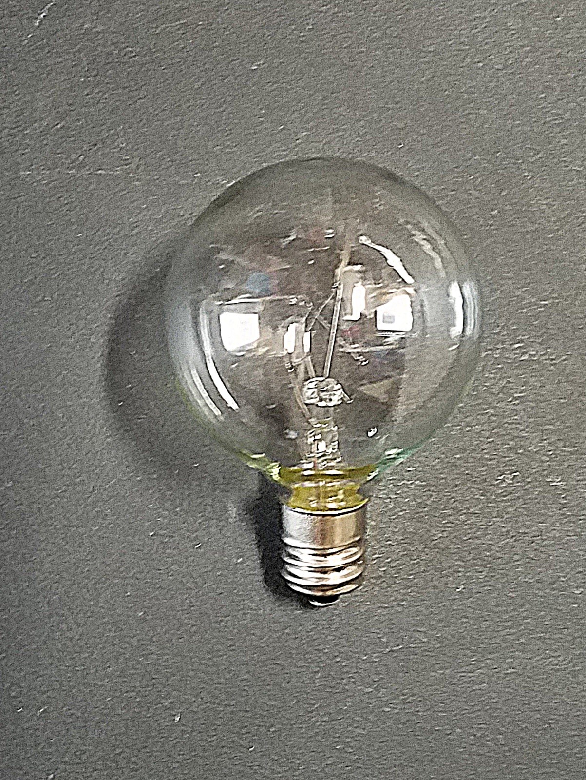 25 Pk. Brightown Lights G40 Outdoor String Light Bulbs Candelabra Base 5 Watt US