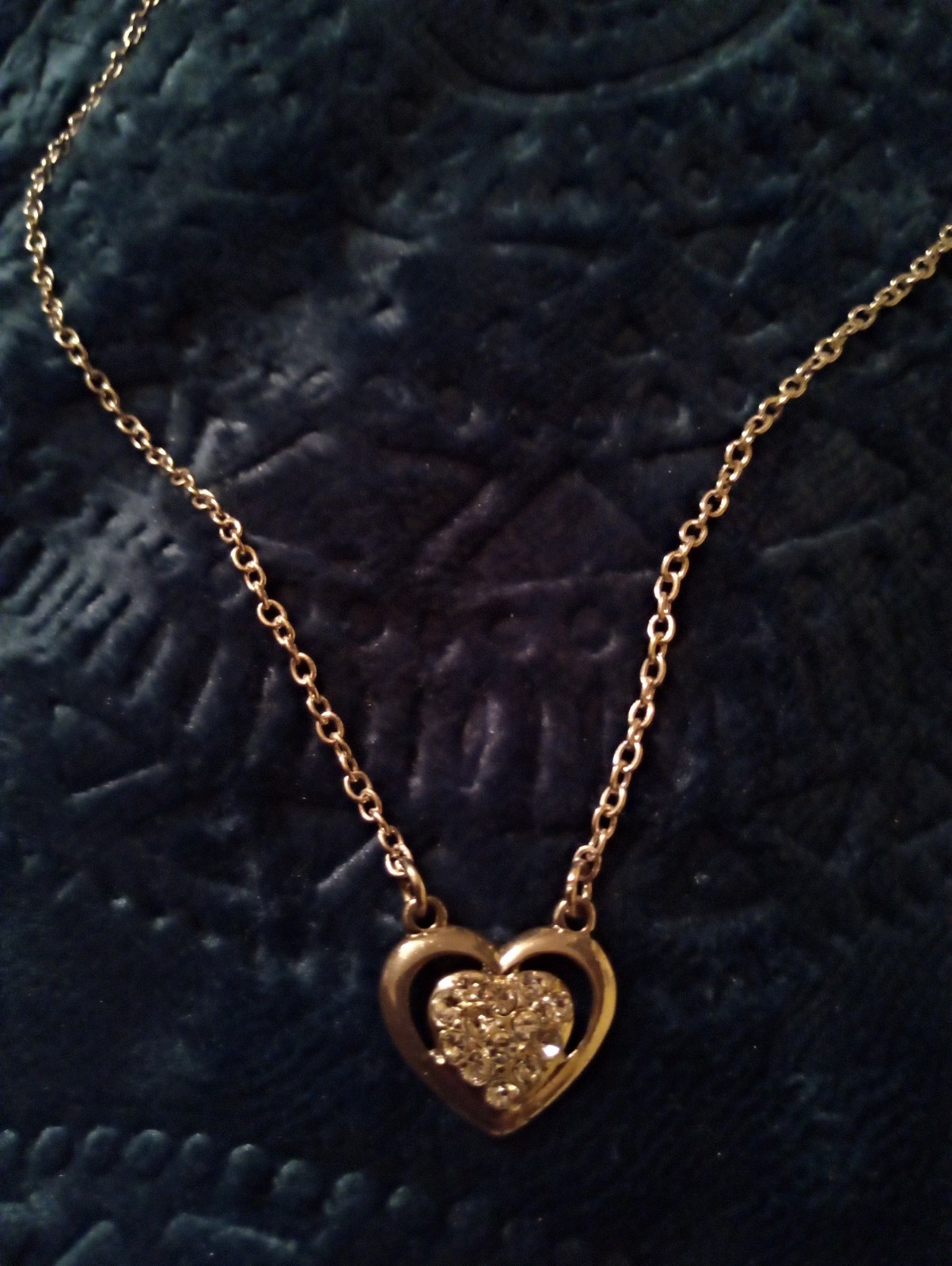 Girls lot of costume jewelry, little girls/ preteen play jewelry.