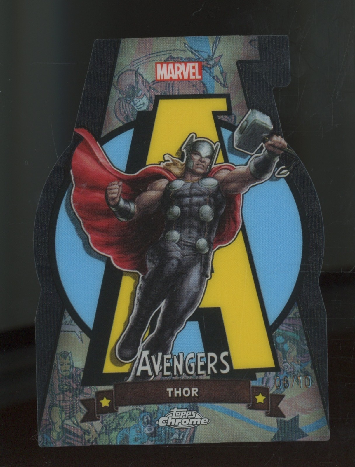 2024 Topps Chrome Marvel Avengers Black Wave Refractor Die Cut Thor 6/10