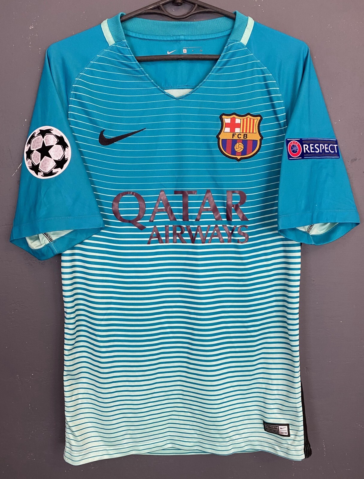 MENS FC BARCELONA 2016/2017 CHAMPIONS LEAGUE SOCCER FOOTBALL MENS FC BARCELONA 2016/2017 CHAMPIONS LEAGUE SOCCER FOOTBALL