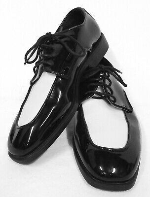 Spats, Gaiters, Puttees – Vintage Shoes Covers Men's Vintage Retro Black & White Tuxedo Dress Shoes Spats Size 15M $22.45 AT vintagedancer.com