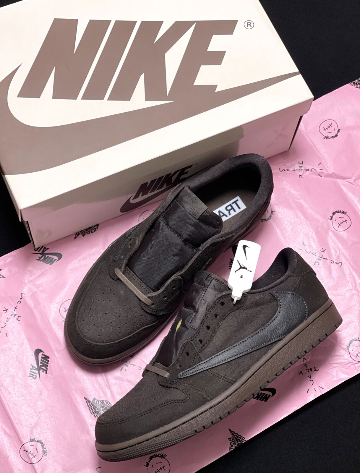 Travis Scott x Air Jordan 1 Low OG SP 'Velvet Brown Travis Scott x Air Jordan 1 Low OG SP 'Velvet Brown
