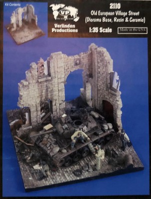 1/35 OLD EUROPEAN VILLAGE STREET RESIN DIORAMA BASE. VERLINDEN 2110.