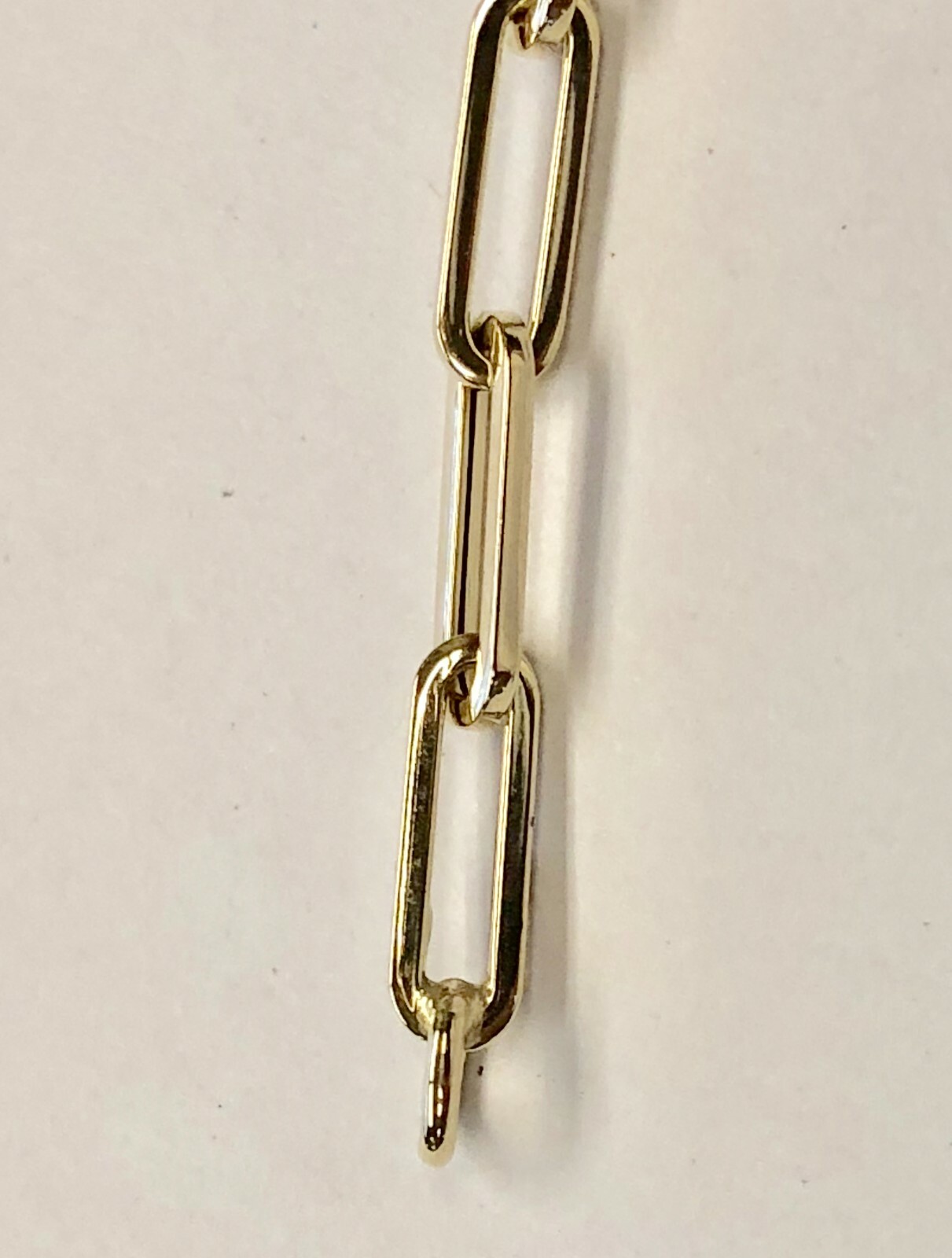 Pre-owned R C I 10kt Yellow Gold Lite Paperclip Link Chain Bracelet 7.5 Inch 1.7 Grams 4.2mm In No Stone