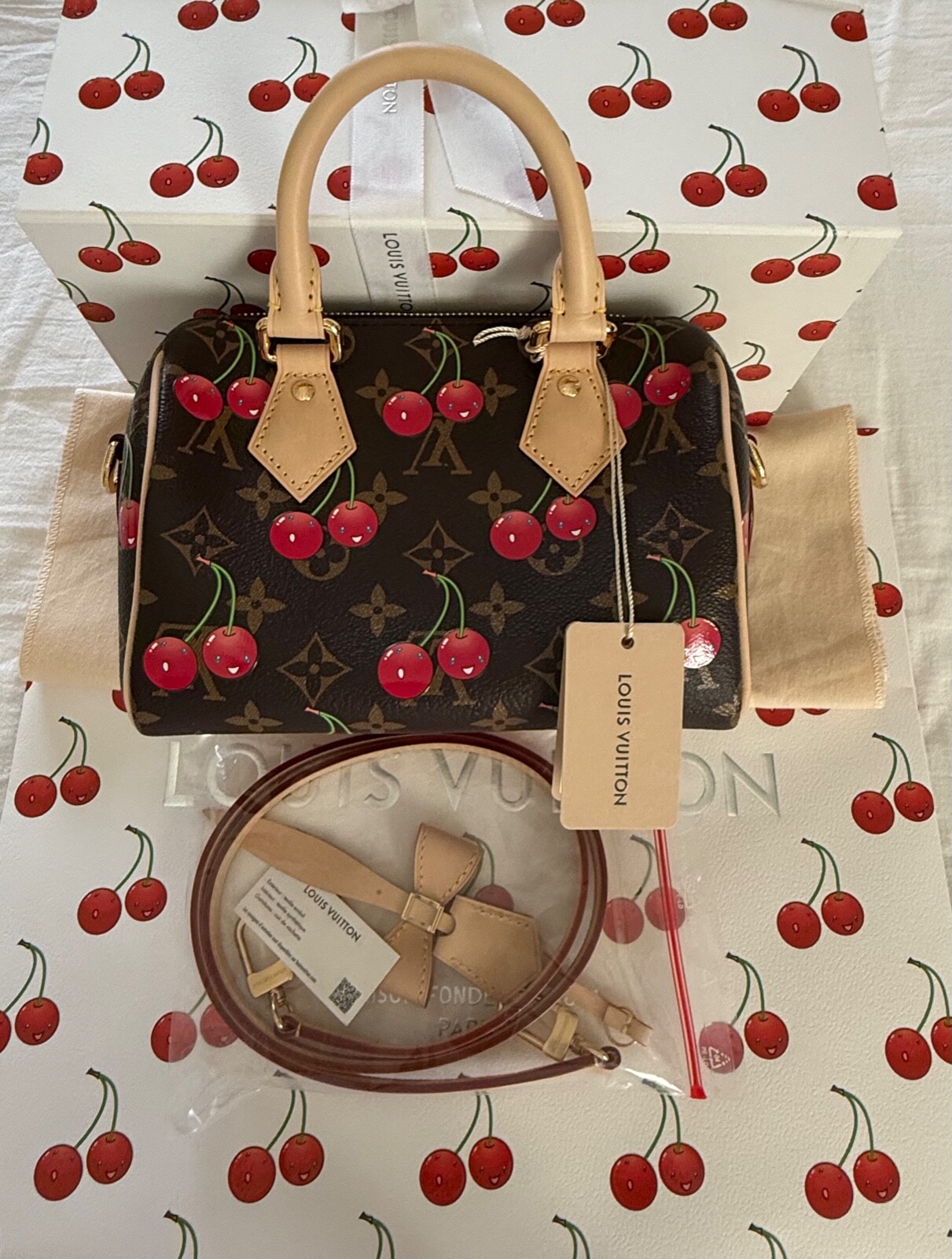 限定コラボ♪【LOUIS VUITTON x TM】Monogram Cherry Socks LV x TM Monogram Cerise Socks S00 - Women - Accessories