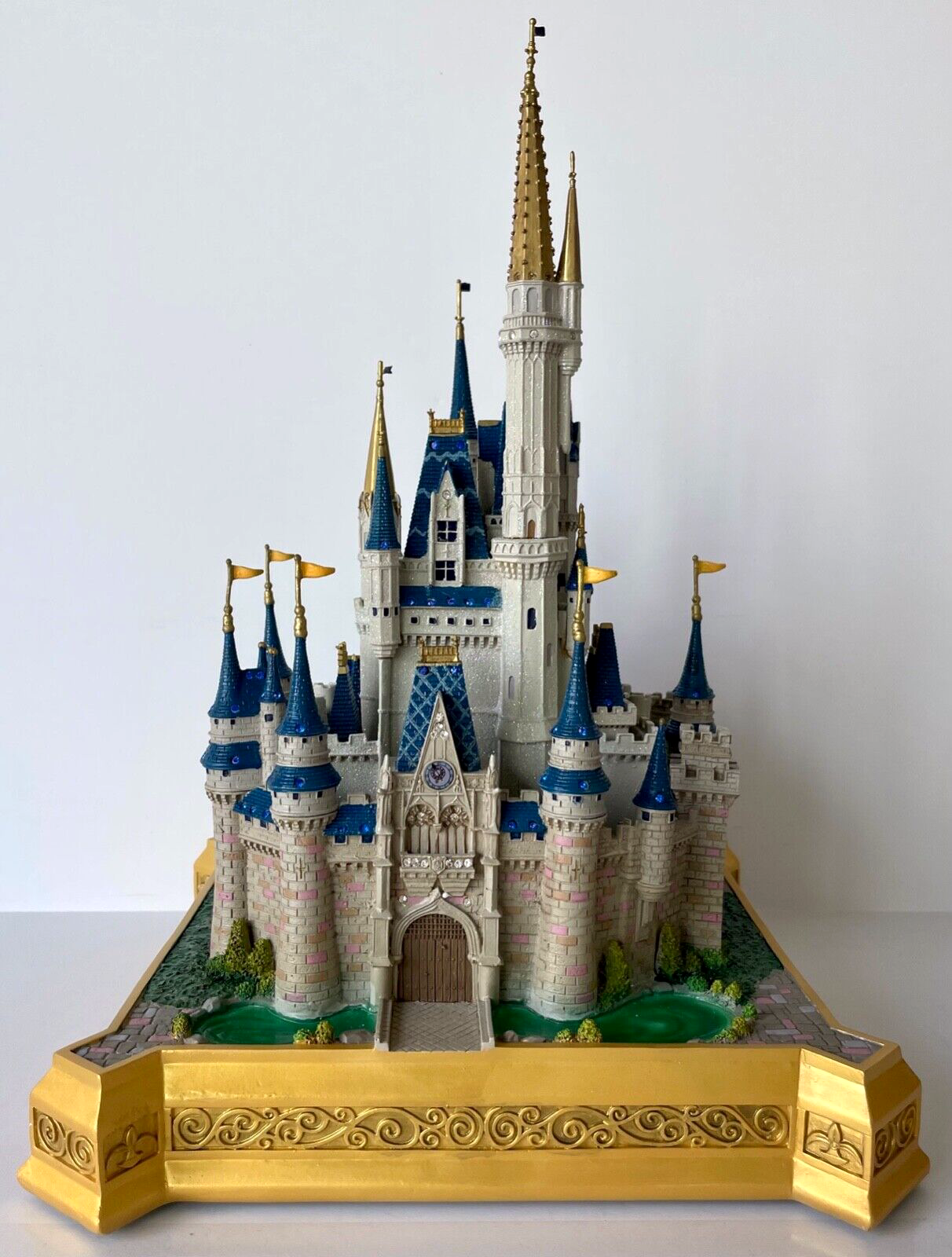 売れ筋ランキングも掲載中！ Walt Disney World Medium Big Figure Cinderella Castle By その他
