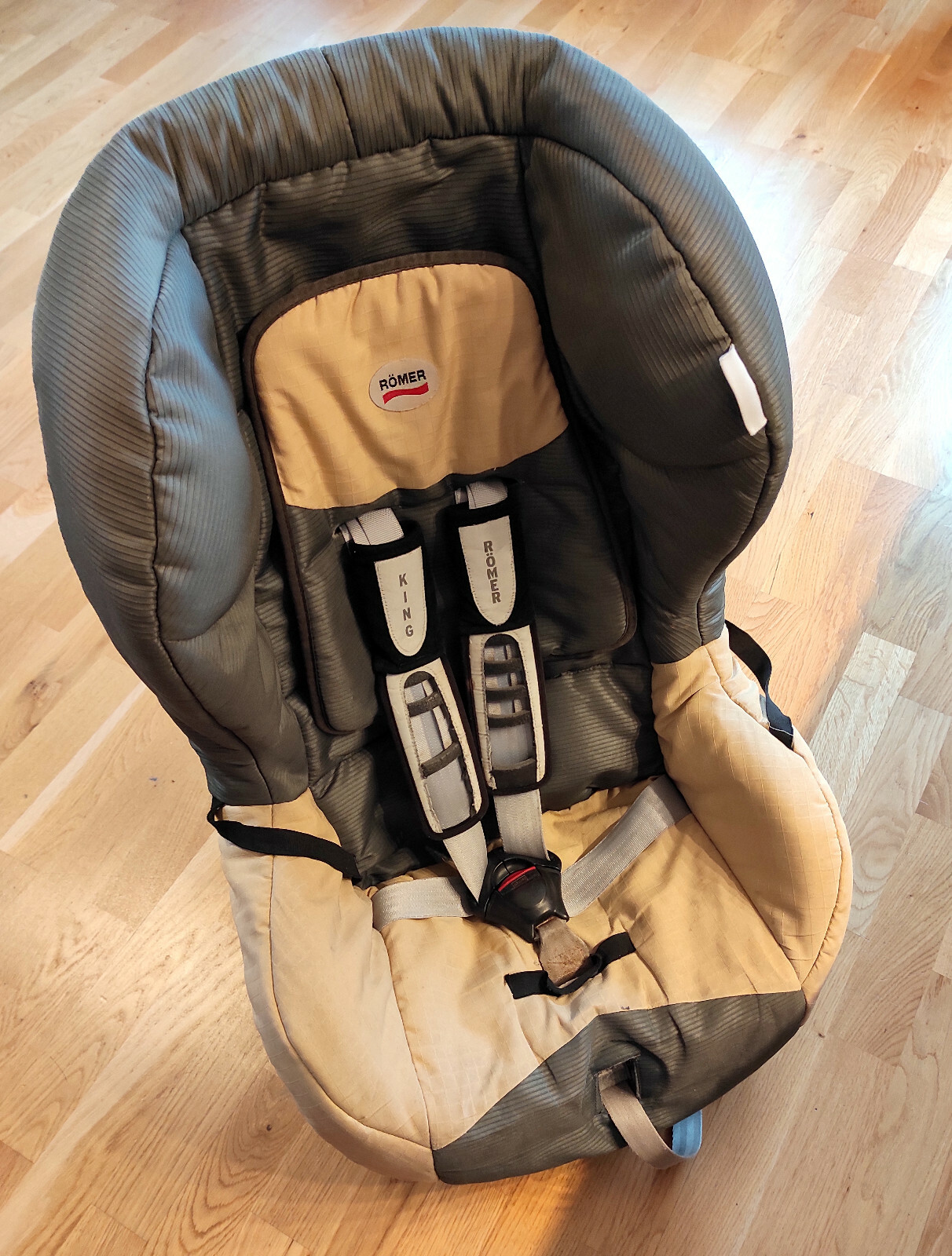 Kindersitz Britax Römer King TS plus 9-18 kg unfallfrei, nicht neu