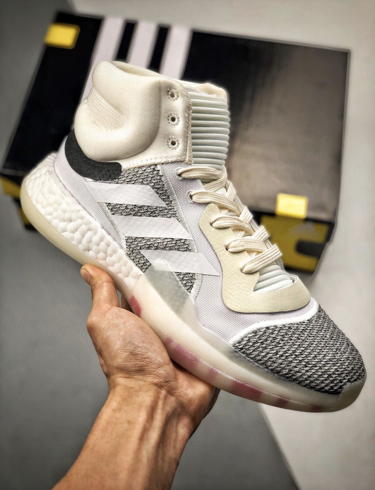 performance basketball shoes