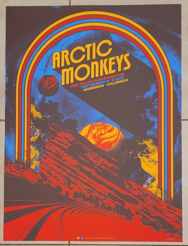 音楽雑誌コレクション（Muse, Arctic Monkeys） ARCTIC MONKEYS Covers Through The Years Digipak-CD TheKooks