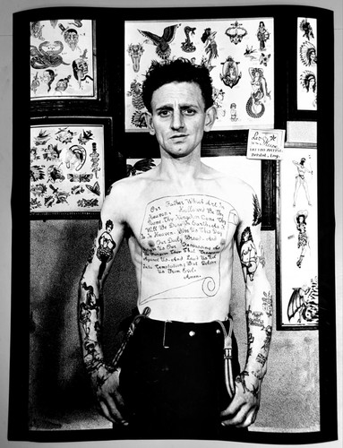洋書 VINTAGE TATTOOS Vintage Tattoo Designs | Sourcebooks, LLC.